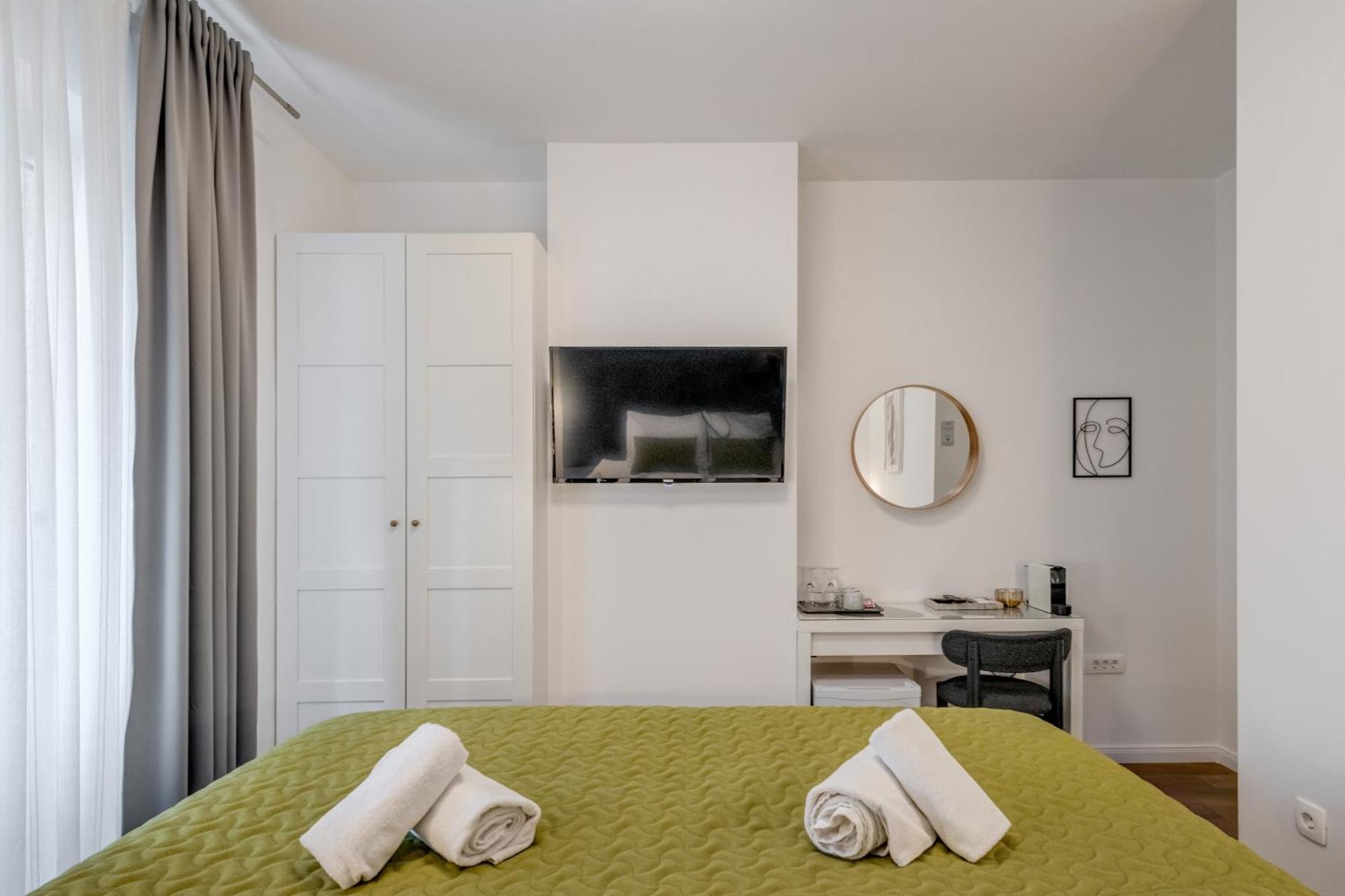 Finn Luxury Rooms Сплит Екстериор снимка
