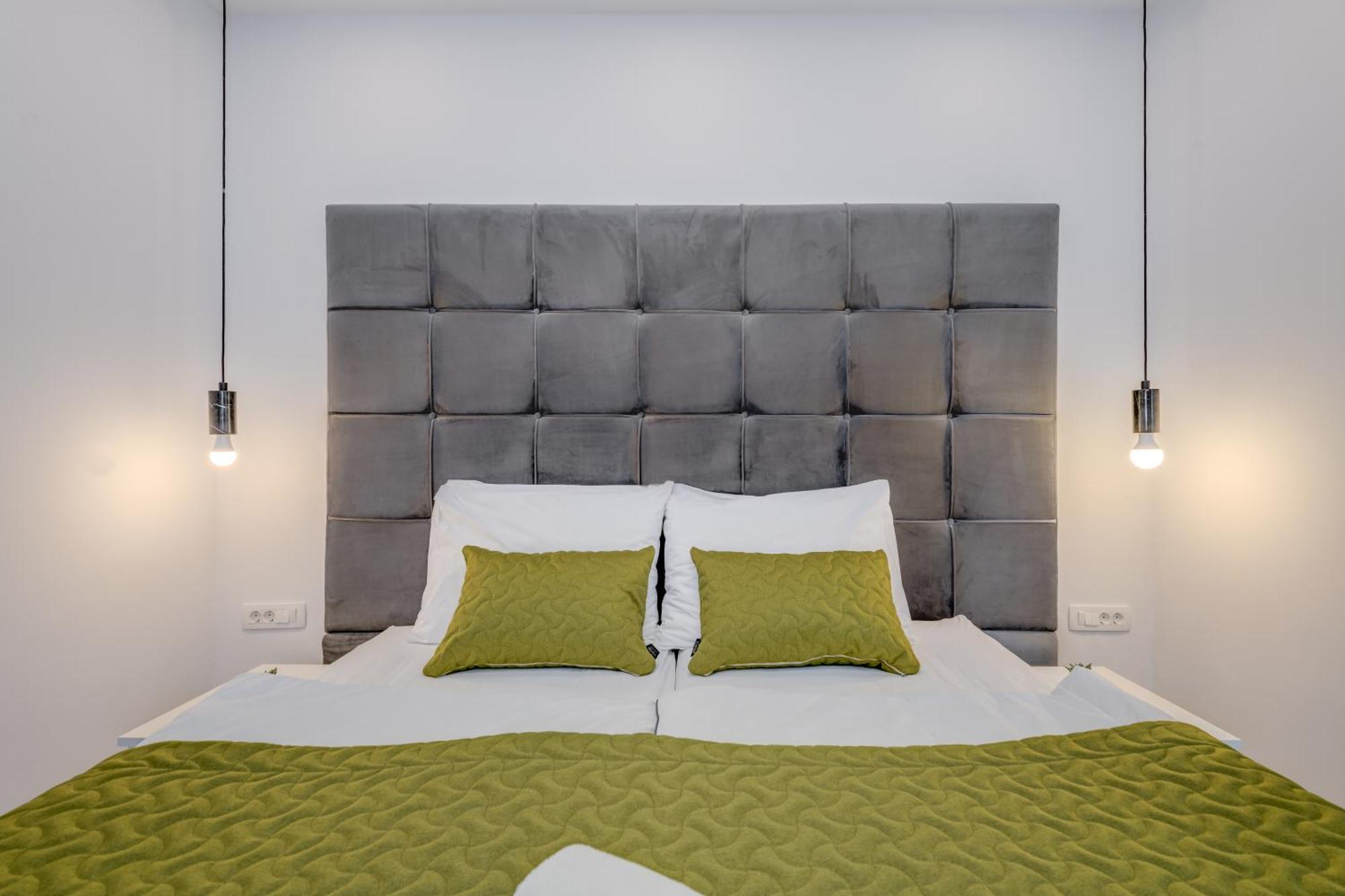 Finn Luxury Rooms Сплит Екстериор снимка