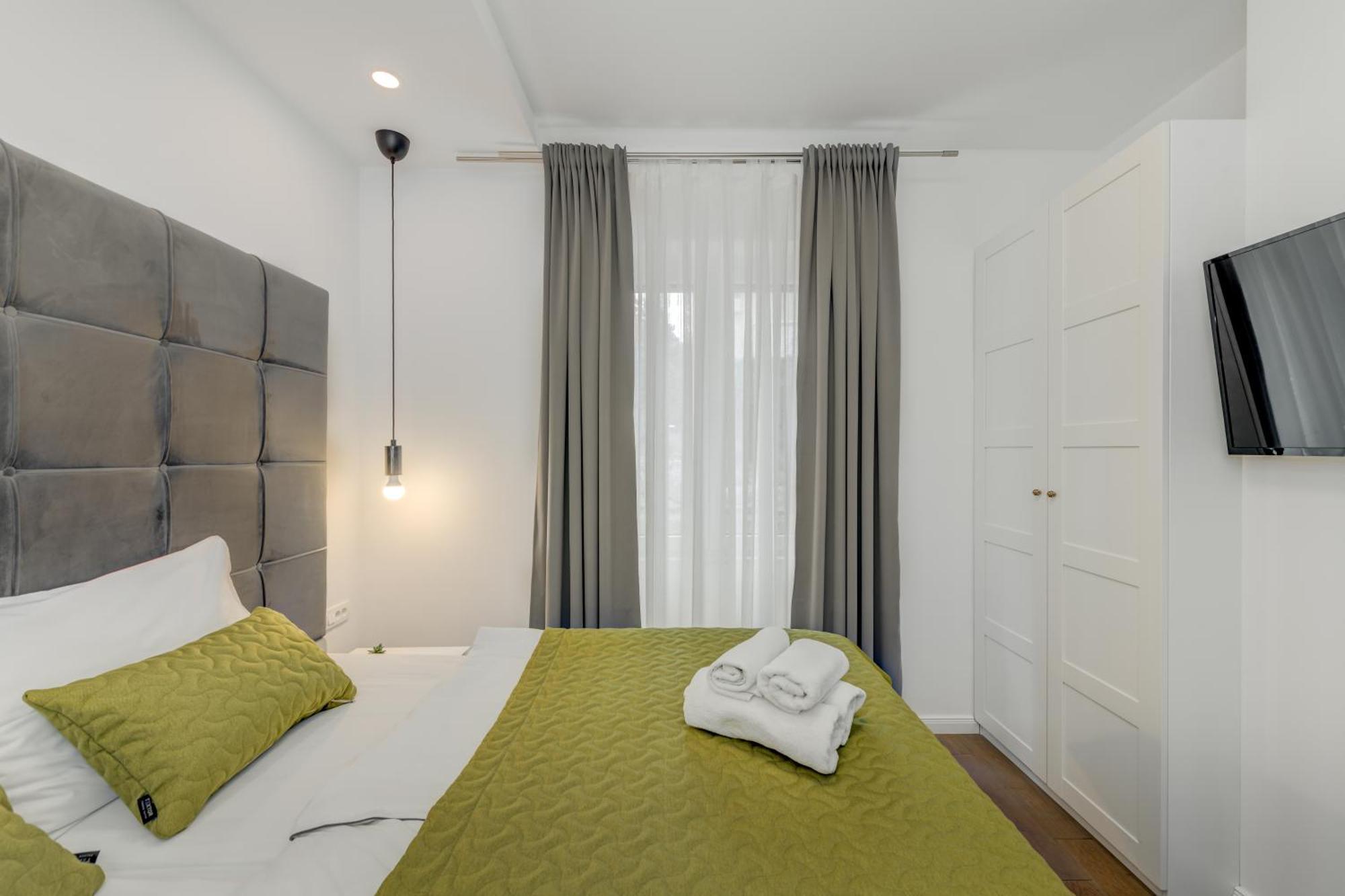 Finn Luxury Rooms Сплит Екстериор снимка